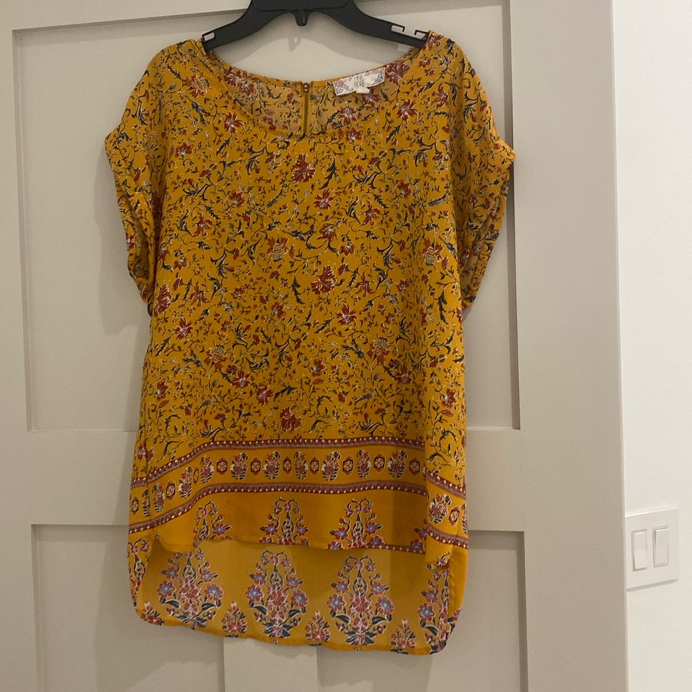Vintage multicolor top